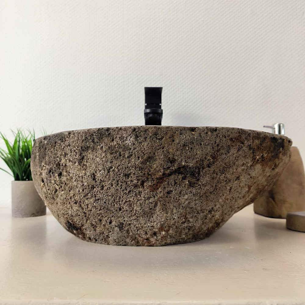 Раковина из речного камня RS-66019 45х38х15 из натурального камня