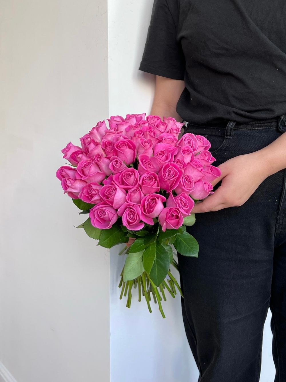 Букет из розовой розы (40см)  51 шт под ленту