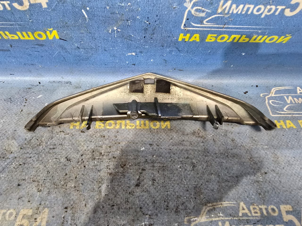 Решетка радиатора TOYOTA ESTIMA 2003-2005