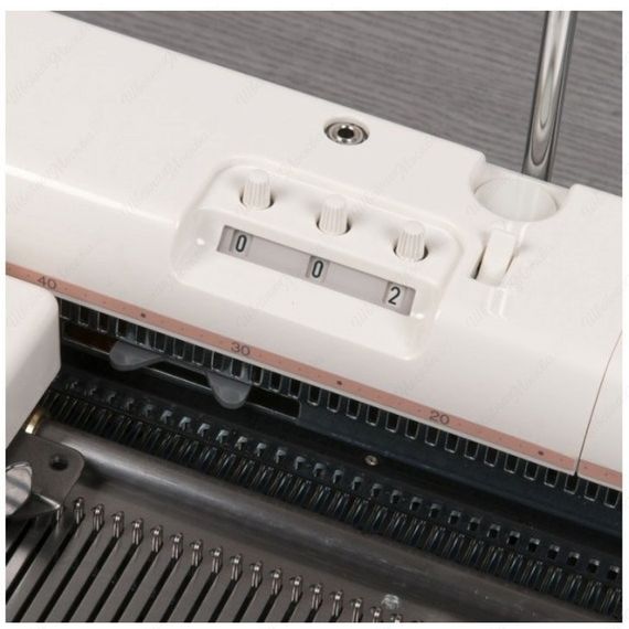 Однофонтурная вязальная машина Silver Reed SK 840 + ПО