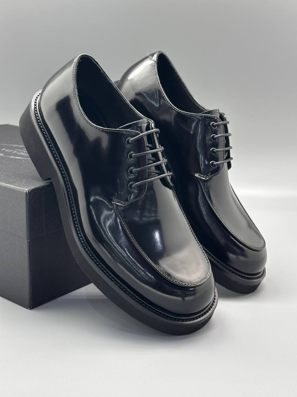 Туфли Prada