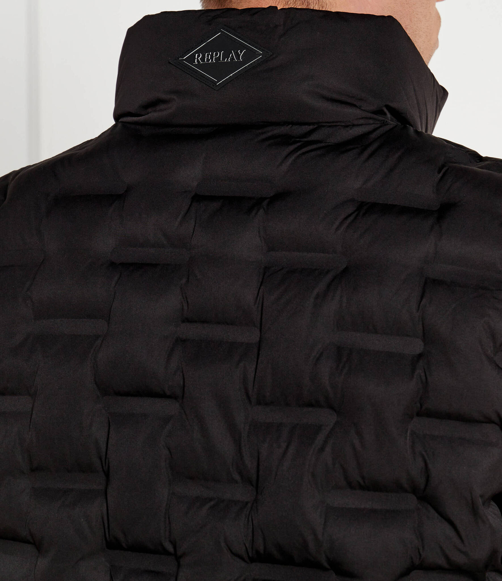 Безрукавка Replay - черный(M8402 .000.84168)