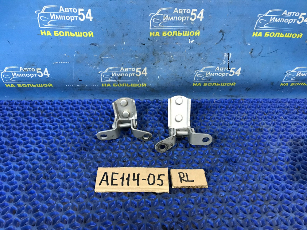 Петля двери задней левой TOYOTA SPRINTER 1999