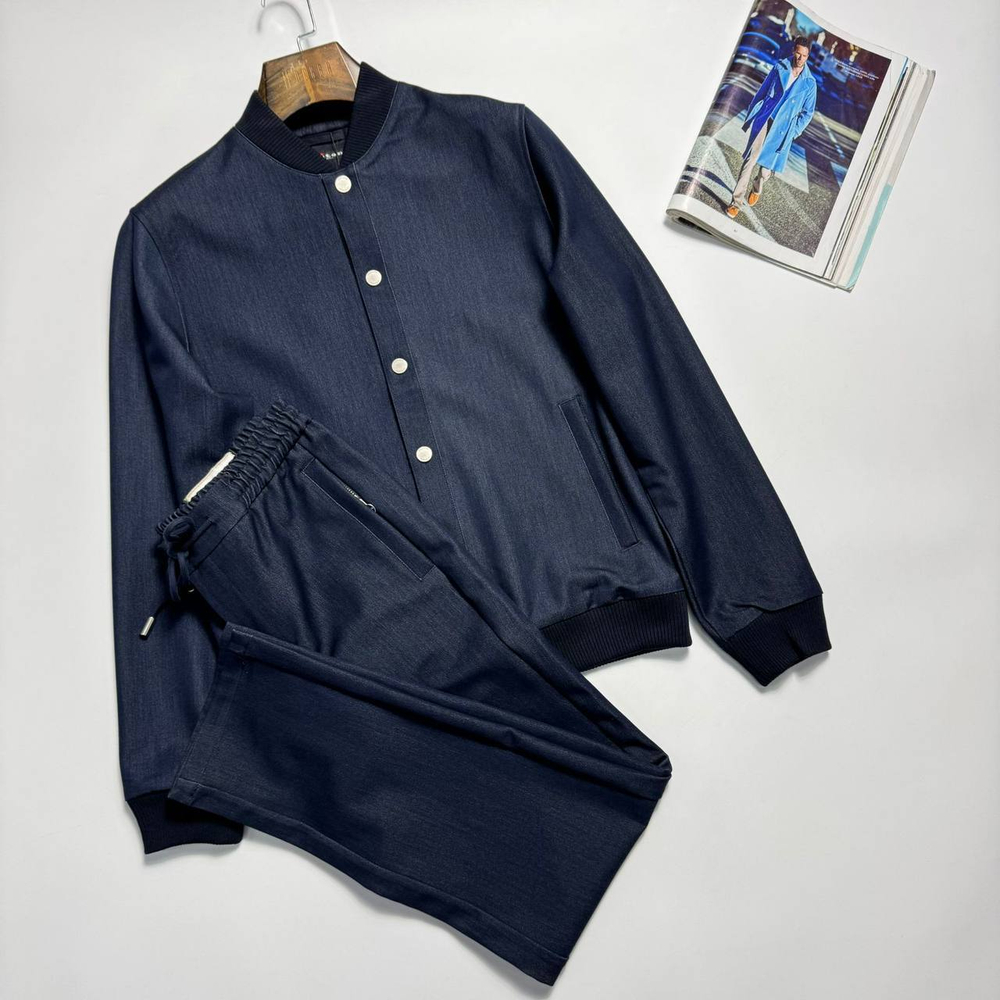 Костюм Kiton