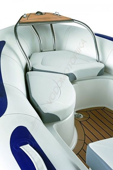 Лодка надувная ZODIAC Yachtline deluxe NEO 380 ( с синими вставками )