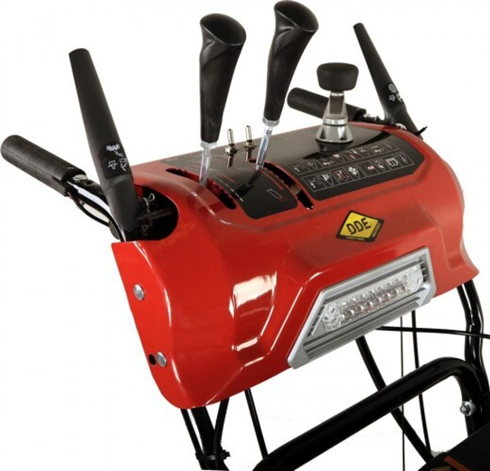 Бензиновый снегоуборщик DDE ST 1176 LE 911-949