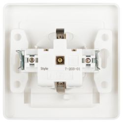 Розетка Intro Style 7-203-01 с заземлением 2P+E Schuko с крышкой 16А-250В IP20 СУ белый