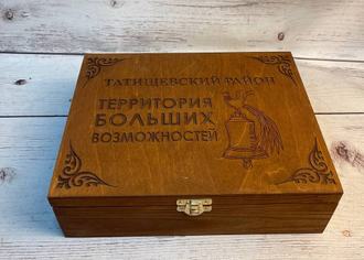 Аудио Шкатулка из массива с гравировкой