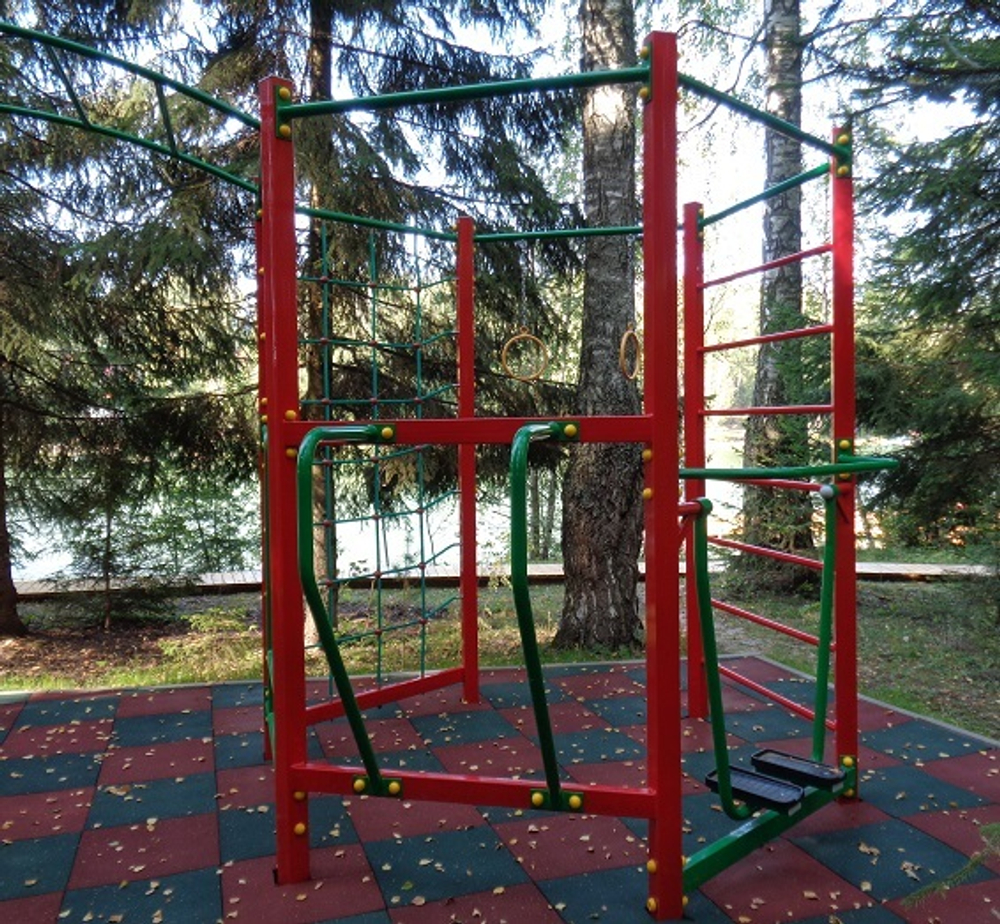 Игровой спортивный комплекс