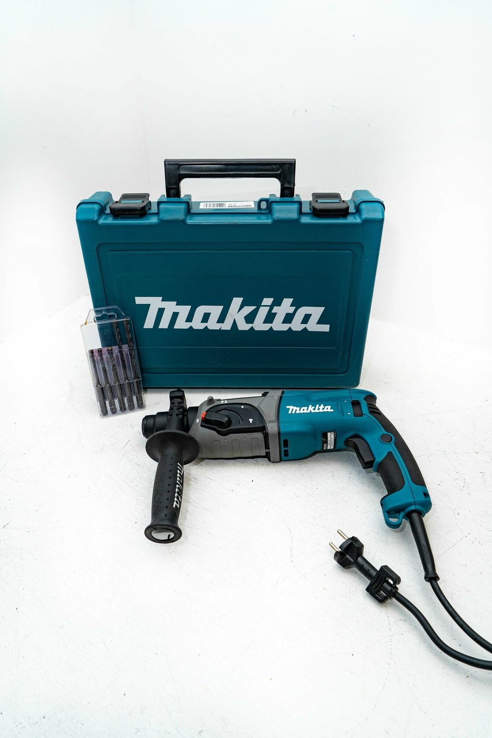 Перфоратор Makita HR2470, 2.4 Дж, 780 Вт, 4500 уд/мин, в кейсе