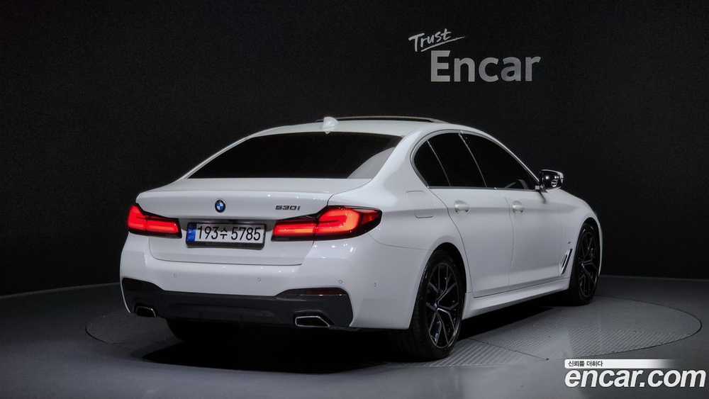 BMW 5 Series (G30) 530i M Sports (10.2022)