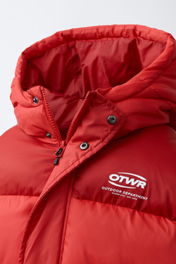 ZARA СТЕГАНАЯ КУРТКА С НАДПИСЬЮ, КРАСНЫЙ