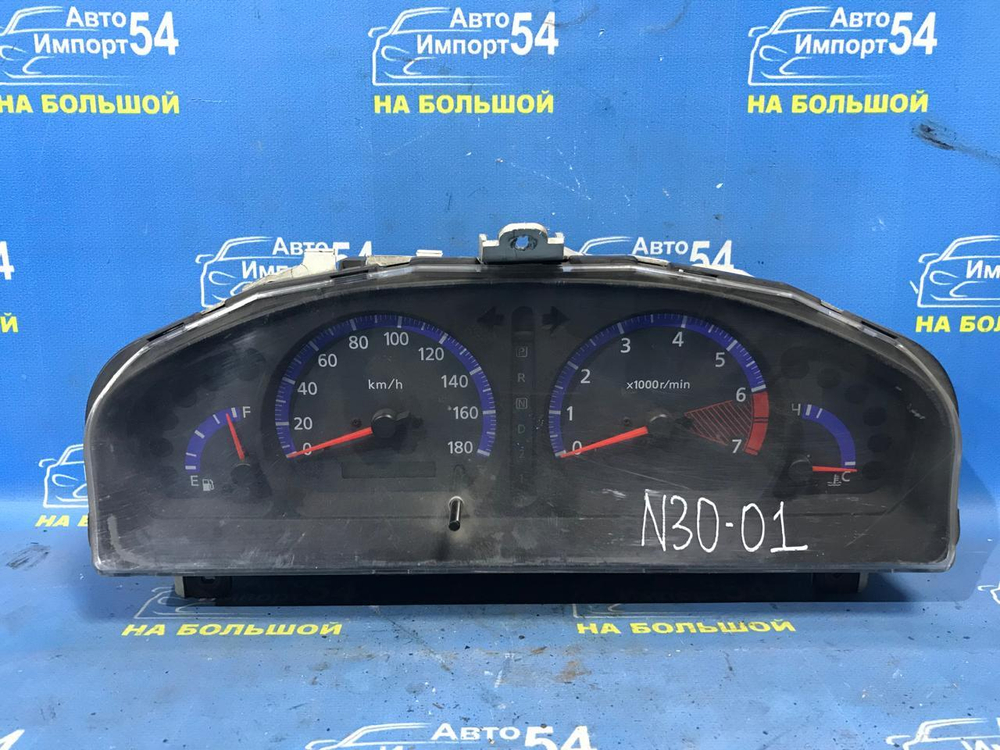 Щиток приборов NISSAN R'NESSA 1997-2001