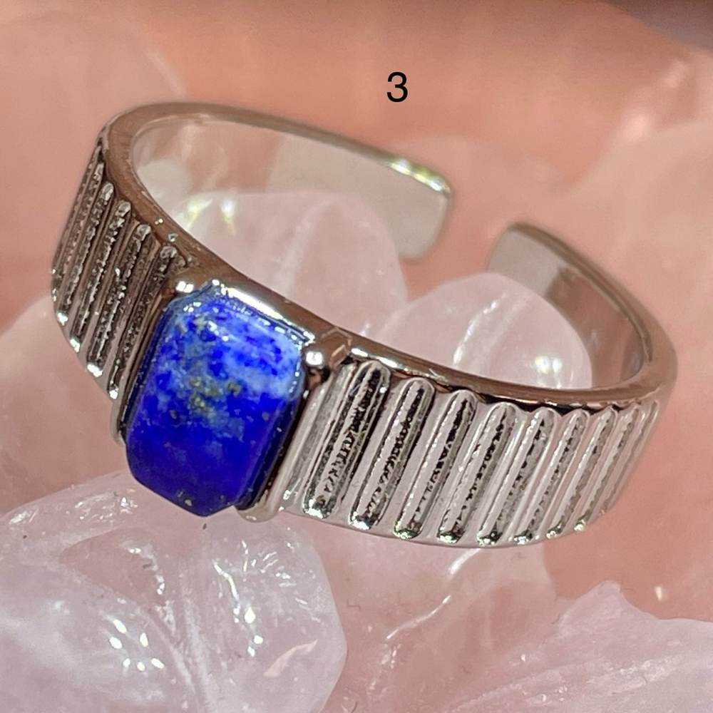 45660 Лазурит Кольцо 4*6мм размер универс-й от 17 (Заряжен на Удачу)