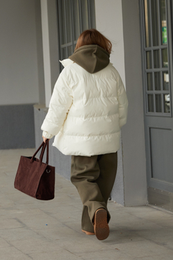 Пуховик COLD SEASON, молочный