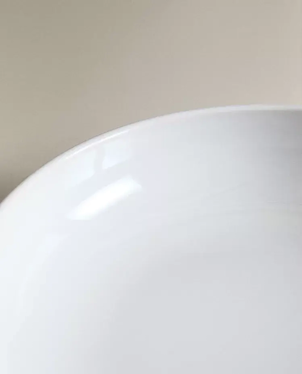 ZARA HOME ГЛУБОКАЯ ТАРЕЛКА С КАЙМОЙ, БЕЛЫЙ