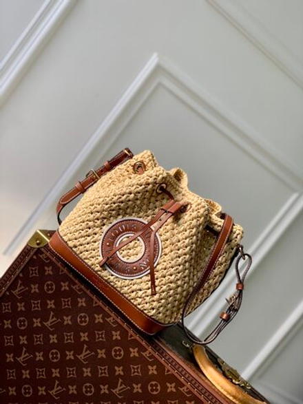 Louis Vuitton Noe BB