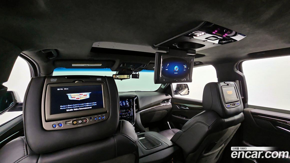 Cadillac Escalade 6.2 (12.2019)