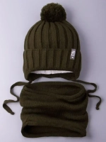 Шапка для мальчика осенняя вязаная и снуд