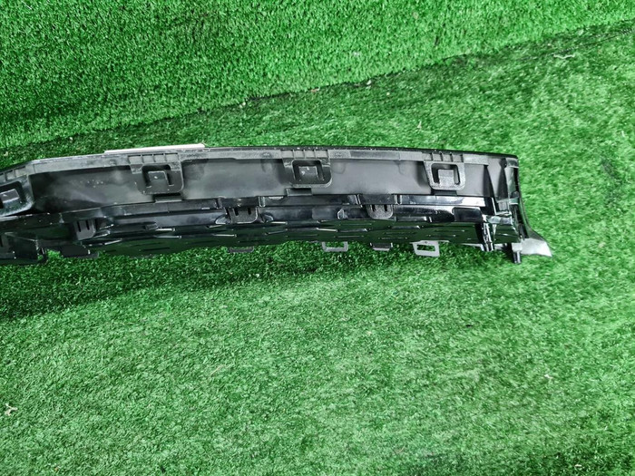 Решетка радиатора Kia Rio 4 X (2020-н.в.)