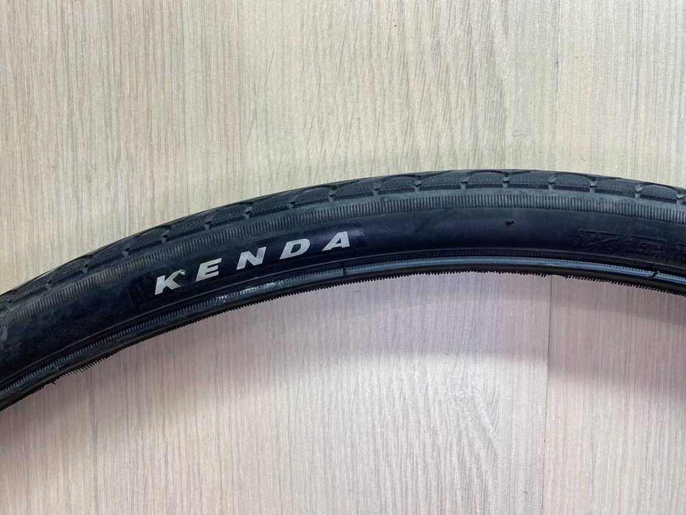 Покрышка для велосипеда Kenda Kwest 28x1.5/8