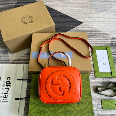 Gucci Blondie Top Handle Bag 17 cm