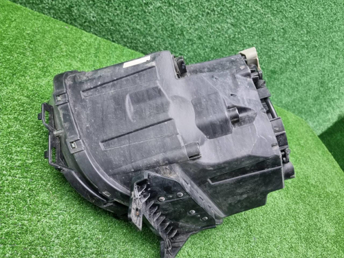 Фара правая Kia Soul 3 SK (2019-2022) галоген