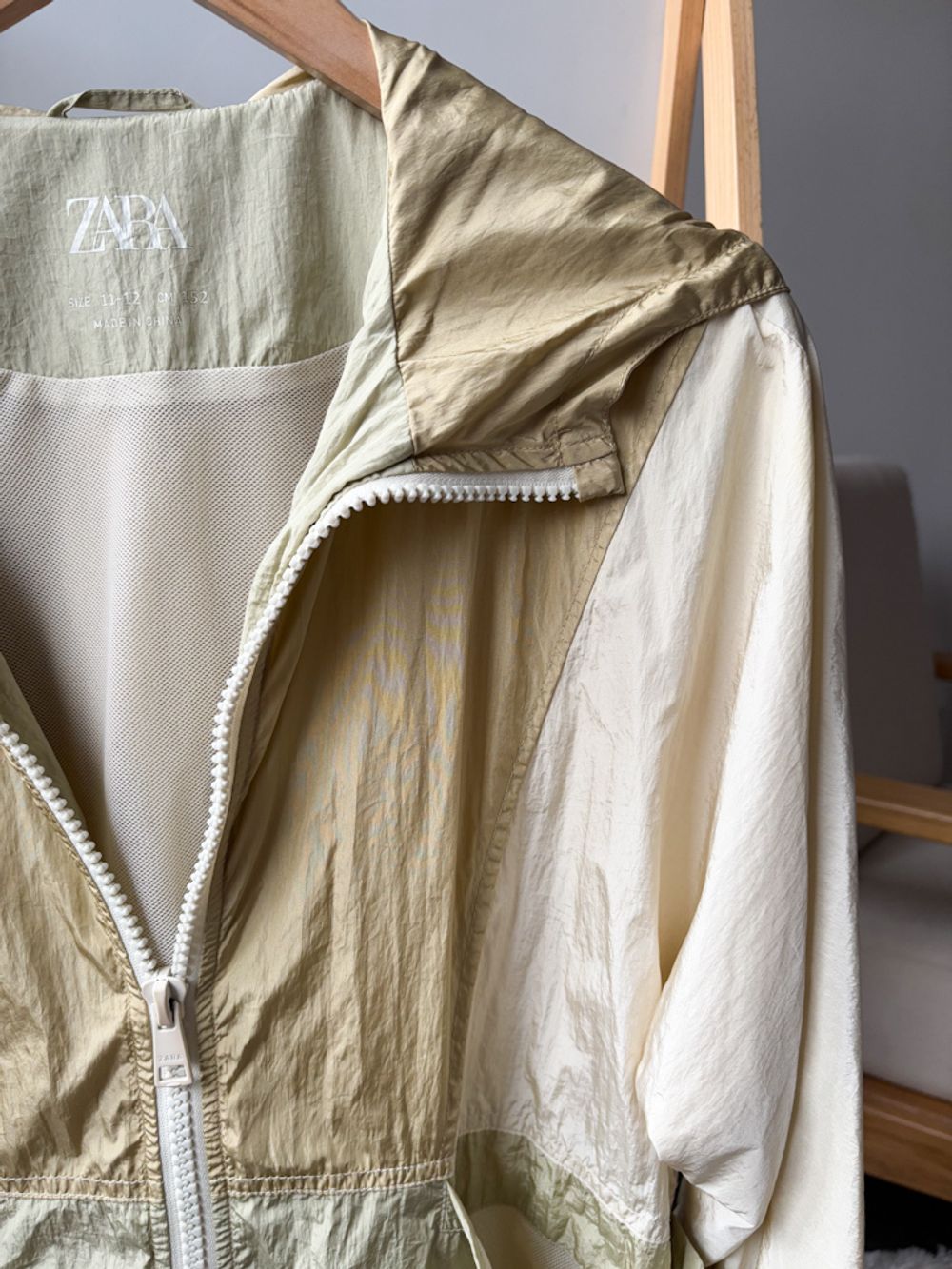 Ветровка Zara, 152