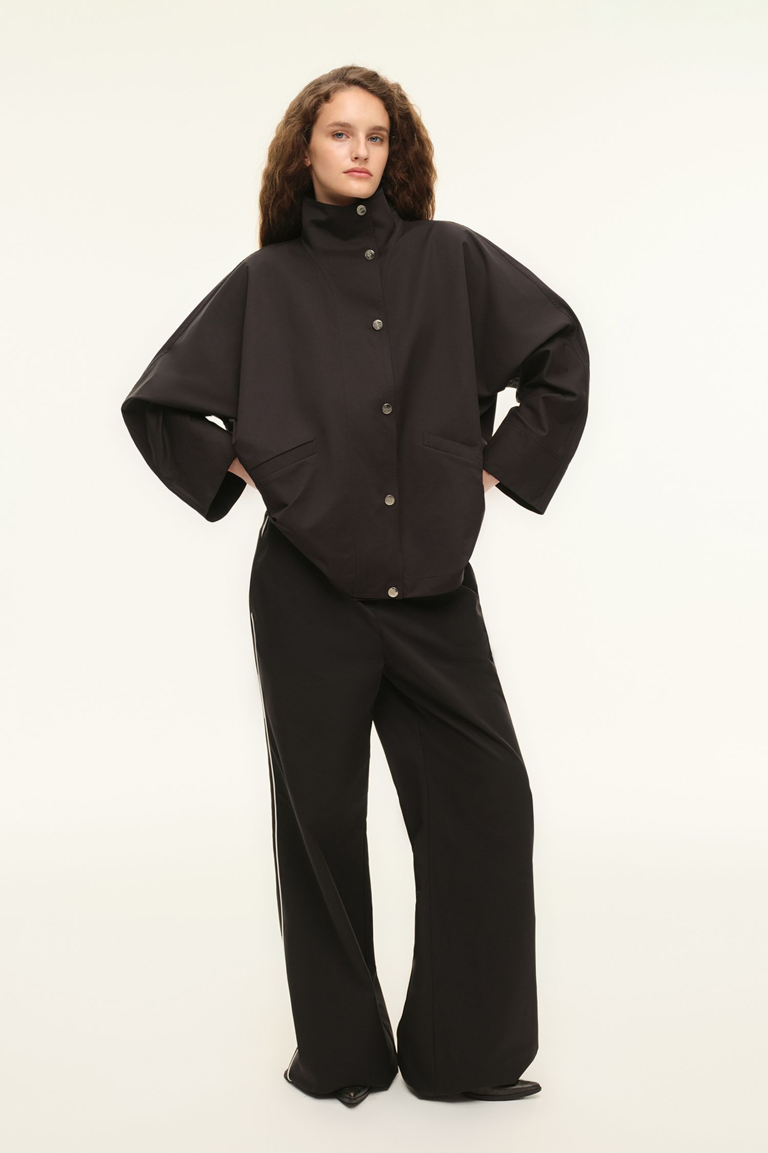 Куртка (((Все под контролем))), черная