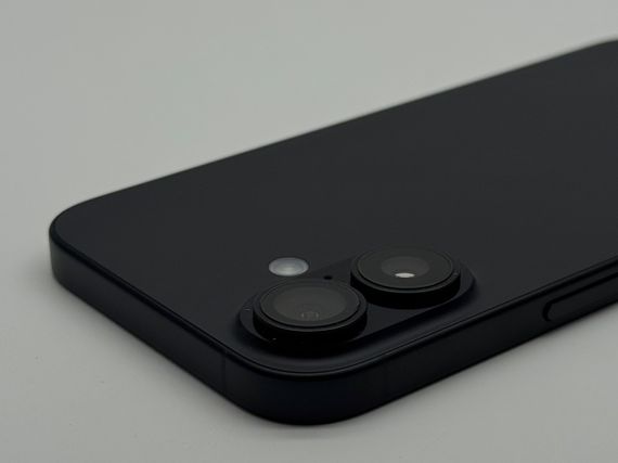 iPhone 16 256GB Black