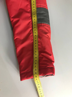 Куртка демисезонная практичная, визуально на 10 лет, новая