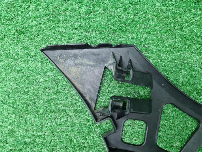 Кронштейн перед. бампера Mercedes S w222 17-20 AMG