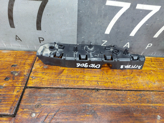 Кронштейн переднего бампера правый Chery Arrizo 8 22-нв Б/У Оригинал 602001600AA