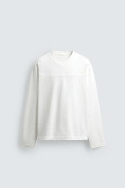 ZARA ФУТБОЛКА RELAXED FIT ИЗ РЕЛЬЕФНОЙ ТКАНИ ФЛАМЕ, БЕЛЫЙ