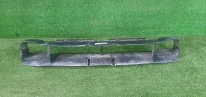 Воздуховод радиатор нижний Rolls-Royce Phantom 8 (2017-2022)