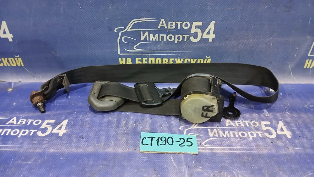 Ремень безопасности передний правый TOYOTA CORONA 1995