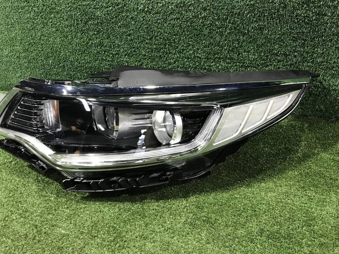 Фара левая Kia Optima 4 JF (2015-2018) галоген