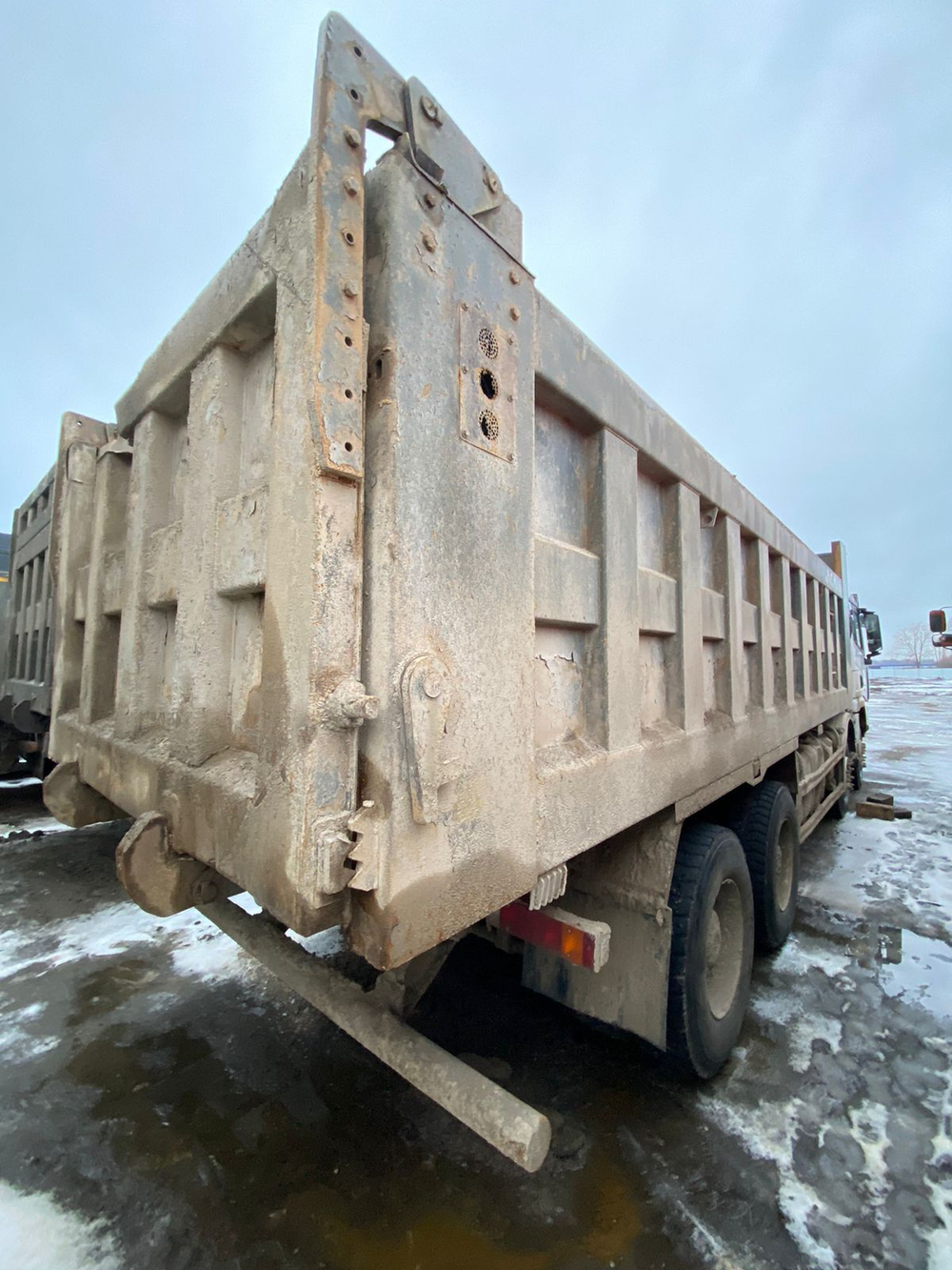 Shacman (Shaanxi) SX* 8x4 Самосвал SX331863366 (Дизельный, 12,5 л, 544 л.с., МТ)