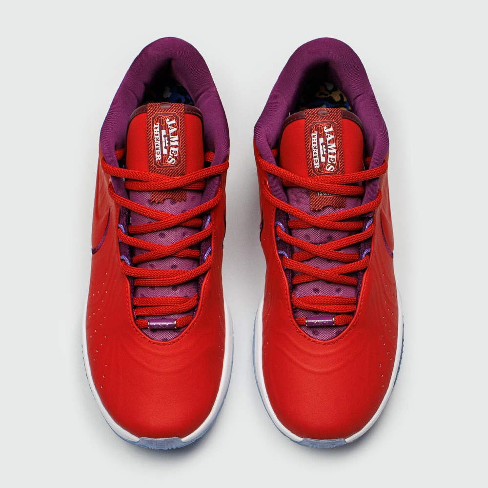 Кроссовки Nike LeBron 21 Red White