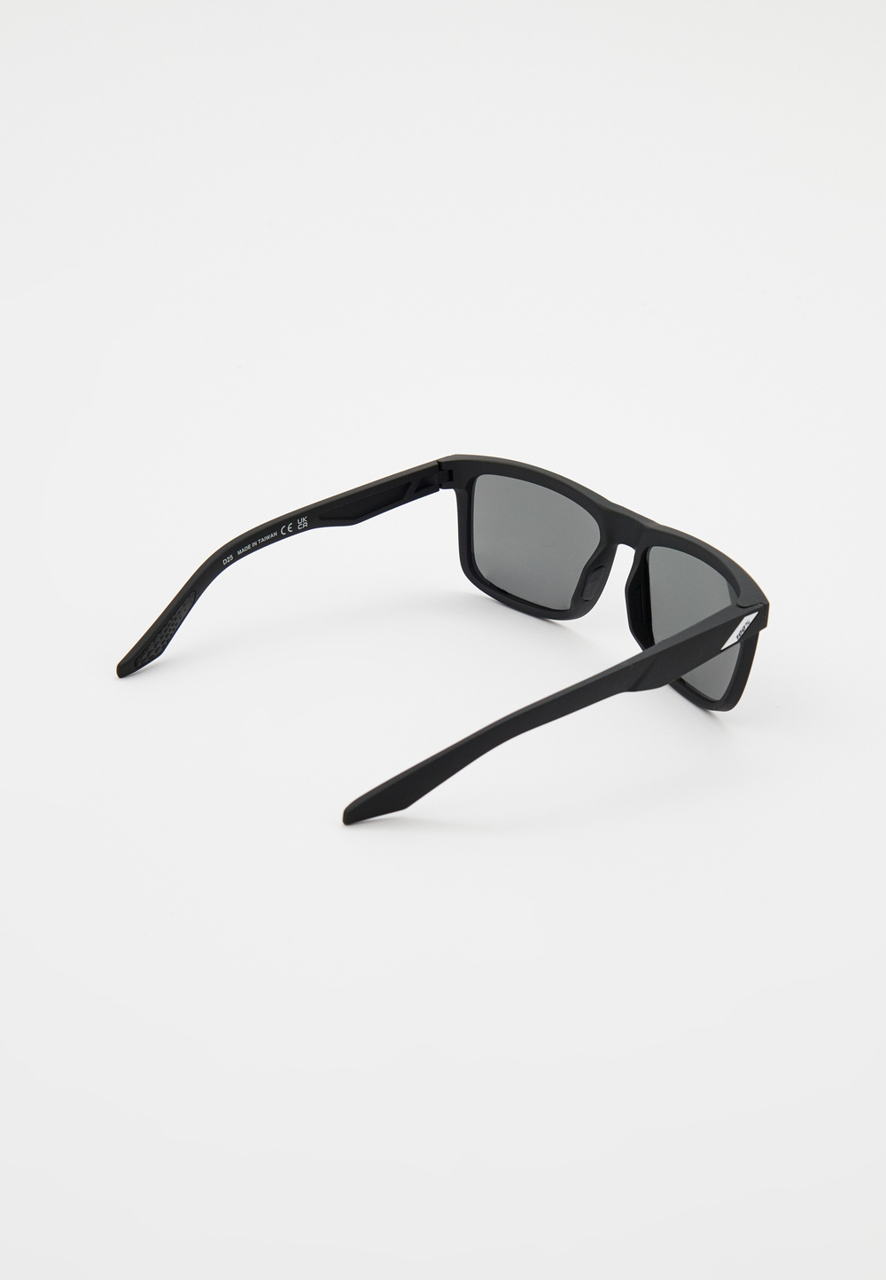 Спортивные очки 100% BLAKE - Soft Tact Black - Smoke Lens