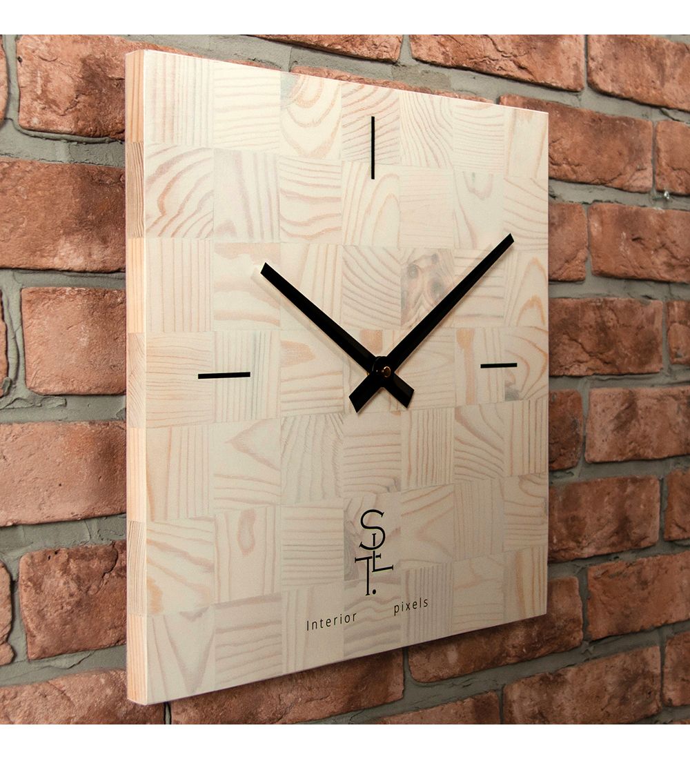 Салют SLT- 22 Часы настенные «CHESS WHITE WOOD»