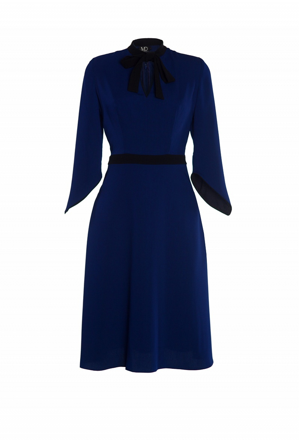 Платье с контрастным поясом и воротником-галстуком LE 10-17FW