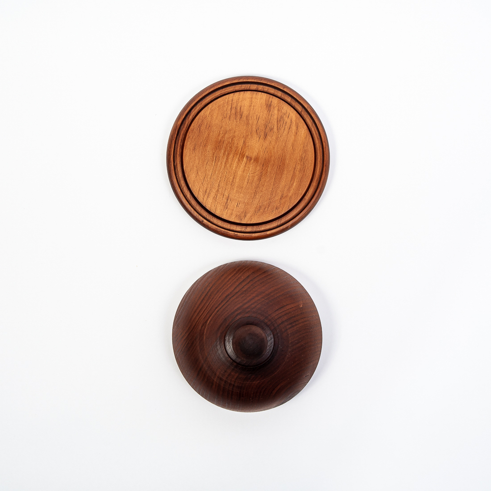 Масленка из дерева Сибирский Кедр для сливочного масла. MS7