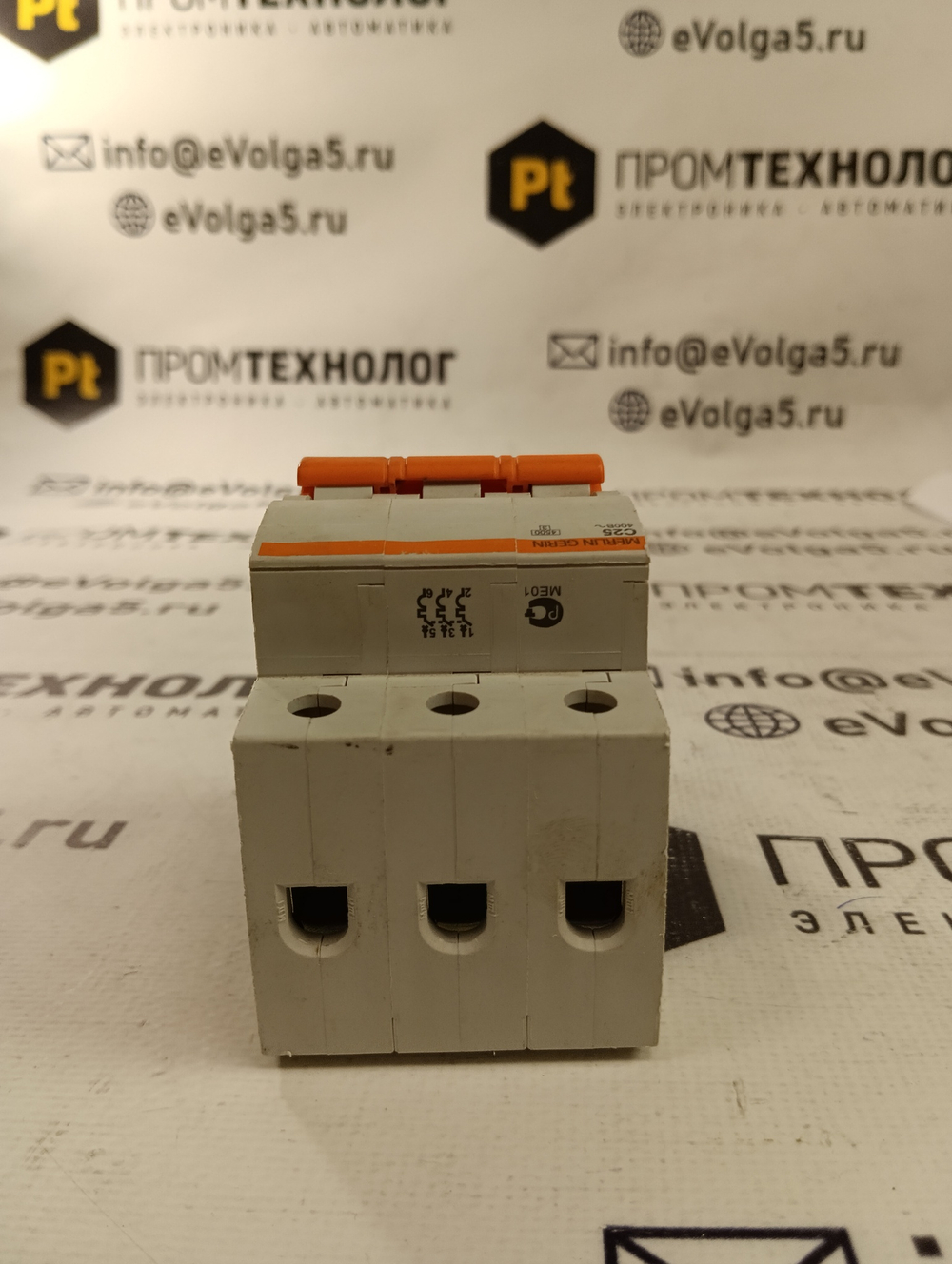 MERLIN GERIN   C25 б/у