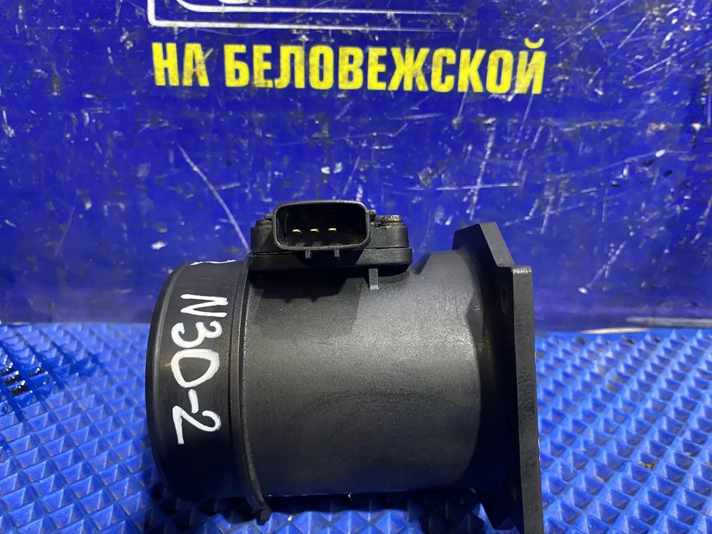 Расходомер NISSAN R'NESSA 1997