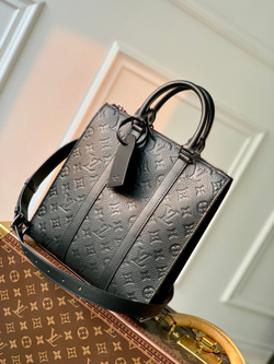 Louis Vuitton Sac Plat Cross