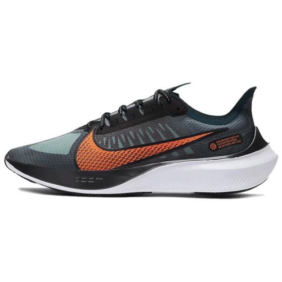 Nike Zoom Gravity 1