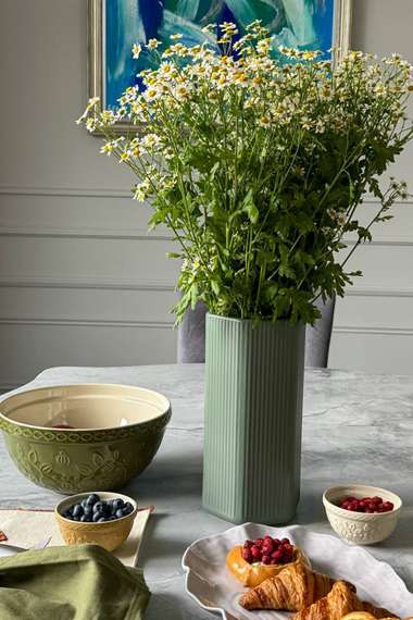 Набор из 4 пиал кремового/бежевого цветов с рельефным узором Ягоды Тайги из коллекции russian north, 130мл