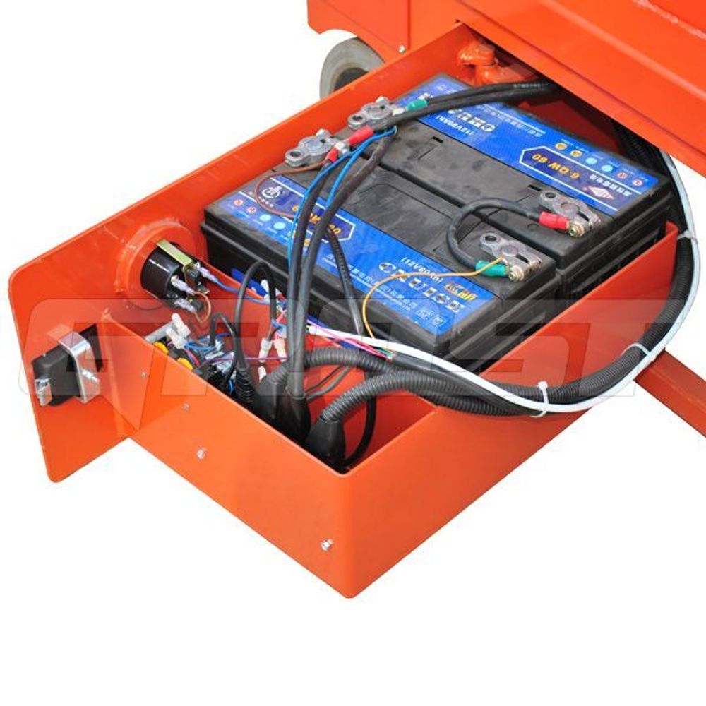 Подъемник самоходный GROST SPX T3-3900 ножничного типа