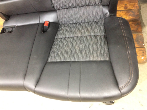 Сиденье заднее GAC GS8 1 16-нв Б/У Оригинал 6330060cad1400